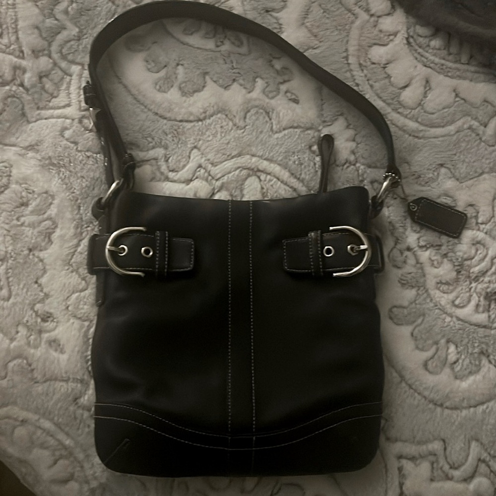Coach vintage leather hand bag